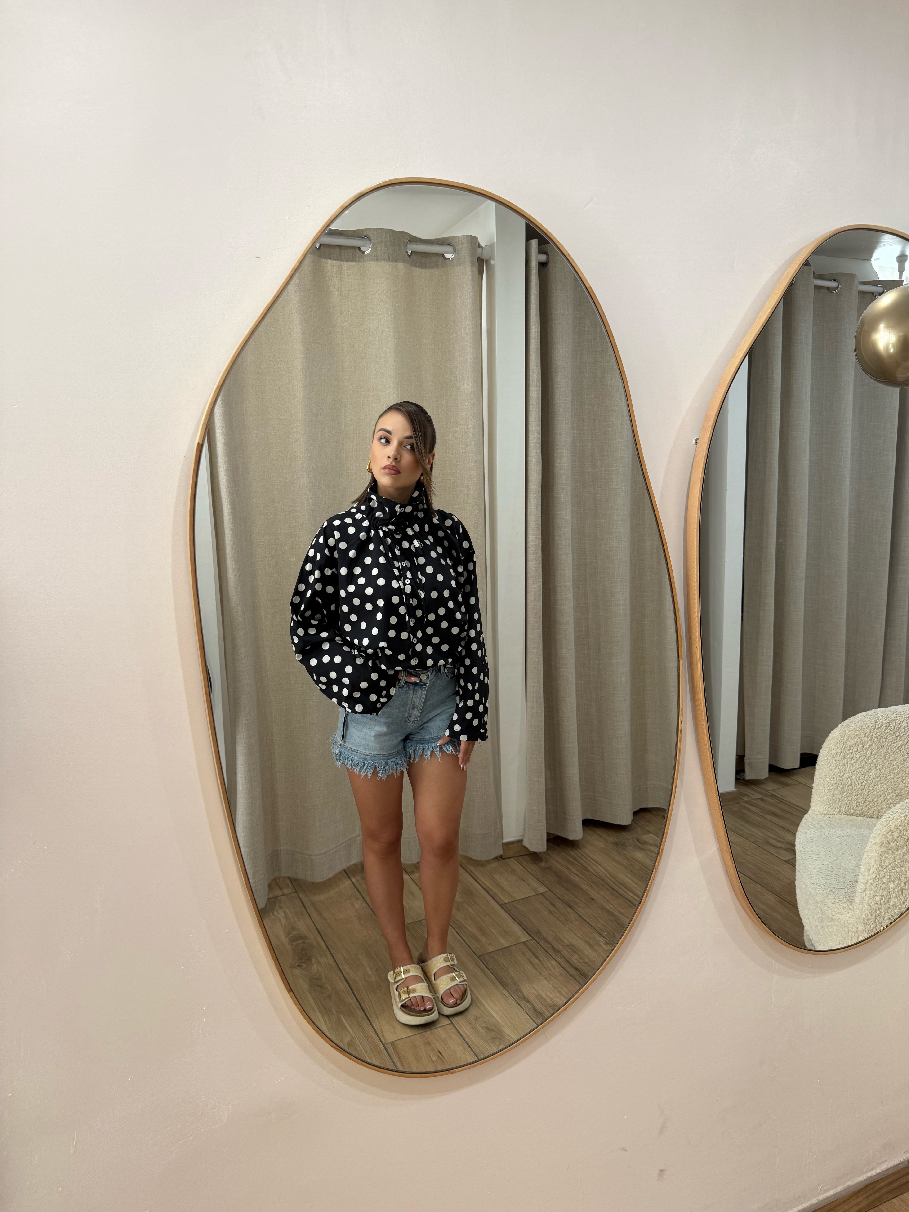 Short Lola
