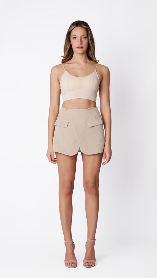 Short Elena